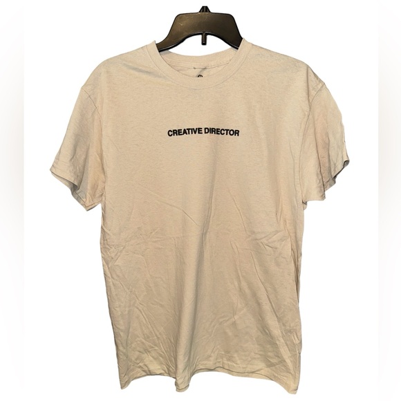 🎬 NWOT! Creative Director Tshirt - Picture 2 of 4